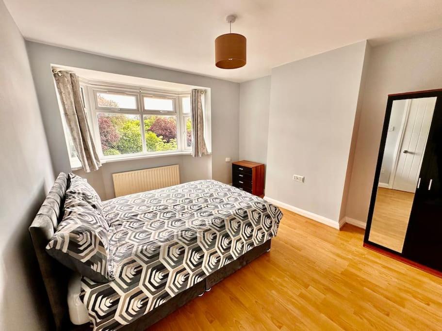 5 Bed Property In Se12 Londres Exterior foto