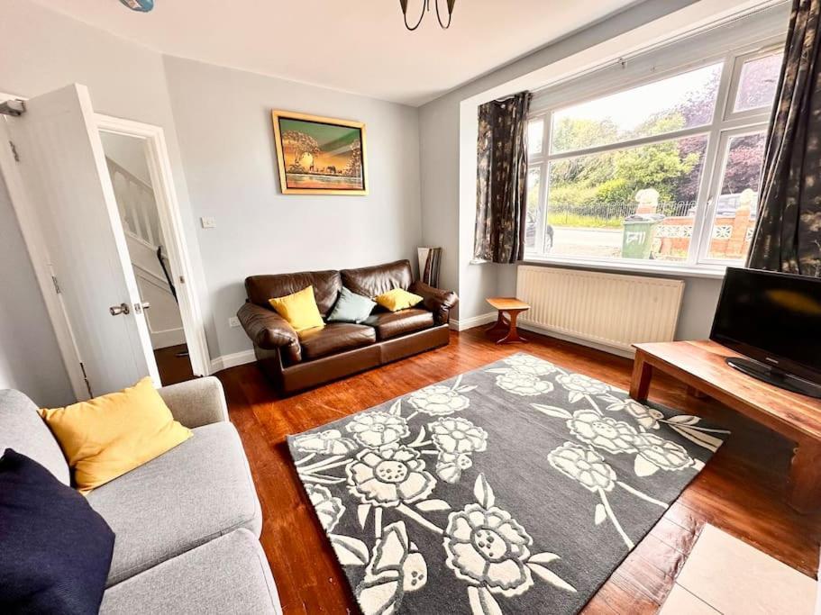 5 Bed Property In Se12 Londres Exterior foto