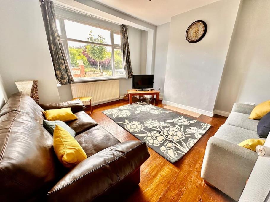 5 Bed Property In Se12 Londres Exterior foto