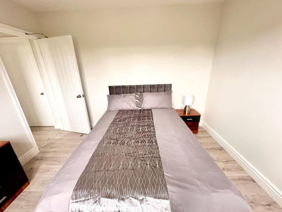 5 Bed Property In Se12 Londres Exterior foto