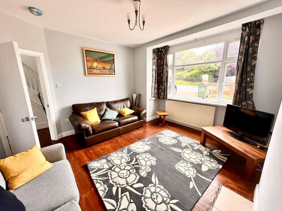 5 Bed Property In Se12 Londres Exterior foto